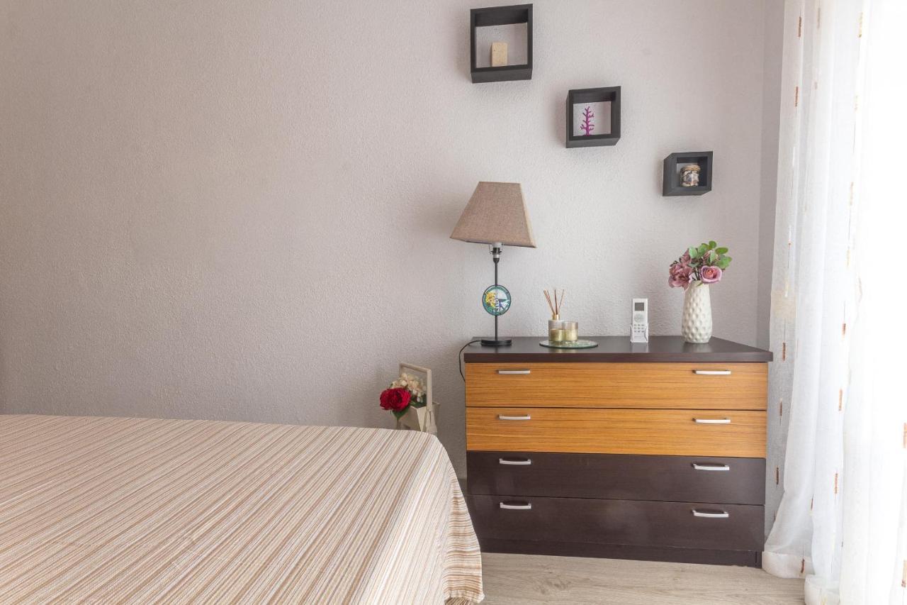 2Br Flat - Aircon - 5 Min Walk To Benidorm Beach Διαμέρισμα Εξωτερικό φωτογραφία